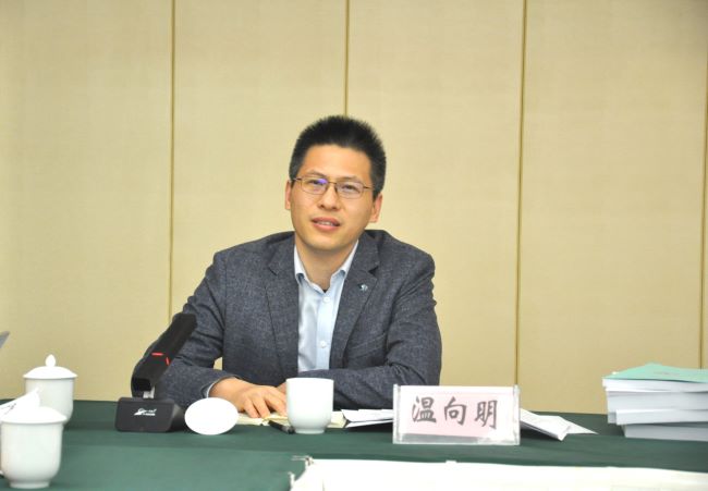 温向明.JPG